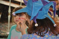 Oakie Dokie provided face painting and balloon animals for the children.