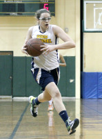 Johanna Levine in a drive to the hoop. Billy Becerra Photo