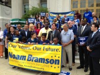 Noam Bramson addresses members of the CSEA on Friday outside the County office building in White Plains.