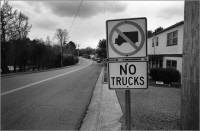 k548a2-no-trucks-sign