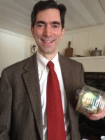 GW-4 | The Examiner News Guest speaker Barnet Schecter with some birthday cake.