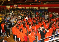 Knicks-2 | The Examiner News Fans including about 250 children, some from the Slater Community Center in White Plains, wait in anticipation for the announcement of the name of the new Knicks Developmental Team at the Westchester County Center. The name of the team is the Westchester Knicks, as decided by a vote of the fans. Albert Coqueran Photo