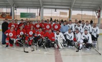 Battle-1 | The Examiner News Westchester County Firefighters and White Plains Firefighters Hockey Teams took a moment to pose for a photograph before they battled to a 6-6 tie and raised money for the Ronald McDonald House of the Greater Hudson Valley, at the 20th Annual “Battle of the Bravest” Charity Cup Hockey Game, at the Ebersole Ice Rink, White Plains on Saturday. Albert Coqueran Photos
