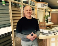 March 17 Home Guru Pix | The Examiner News Anthony Viverito, owner of Niles Floors & Blinds in Mohegan Lake, where he waxes enthusiastically about the technology and sexiness of new Hunter Douglas window products.