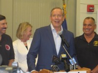 George Pataki addresses supporters at a campaign rally Sunday at the Lincoln Depot Museum in Peekskill. Rick Pezzullo photo