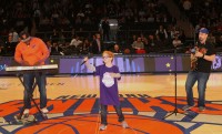 Matthew Welling stirred-up the crowd at MSG, while singing his rendition of “Sunshine” to reggae beat, during halftime of a NY Knicks game. 