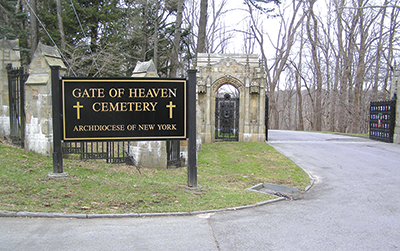 Gate of Heaven Cemetery in Hawthorne