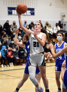 Putnam-Valley-junior-guard-Eva-DeChent | The Examiner News