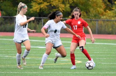 Yorktowns-Kaitlin-Judge-Jules-Vano-Somers-senior-Ava-Giudice | The Examiner News