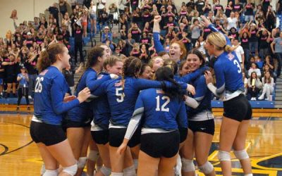 Hen-Hud-players-celebrate-17th-Section-1-title | The Examiner News