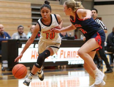 Ineivi-Plata-looks-to-get-a-step-on-a-Ketcham | The Examiner News
