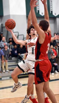 Yorktown-G-Billy-Feeks-gets-a-look | The Examiner News