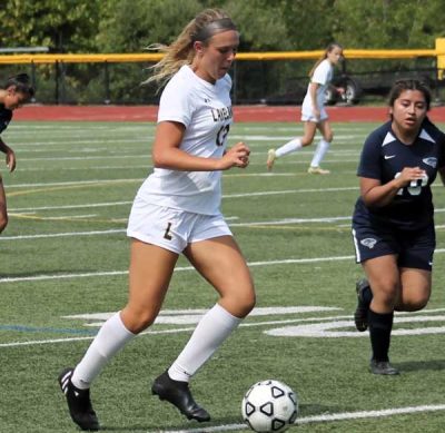 Lakelands-Grace-Nugent-has-been-on-fire-to-start-the-season | The Examiner News Lakelands Grace Nugent