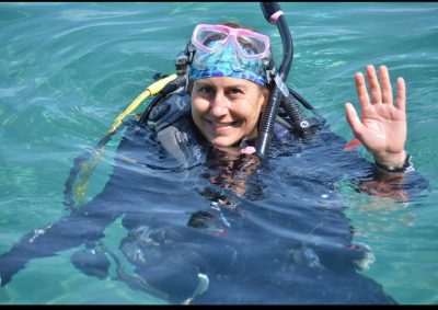 Melissa-Waving | The Examiner News