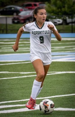 Pleasantville 8th-grader Emma Perry | The Examiner News Pleasantville Emma Perry